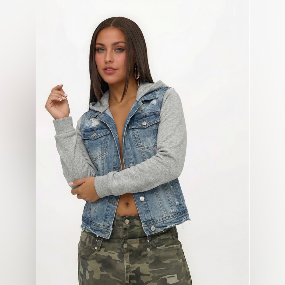 BKE Buckle Denim Jacket S Small Blue Distressed Cotton Hoodie Sweatshirt Button